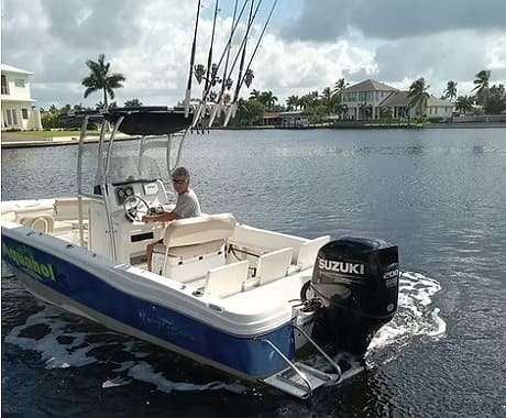 Cape Coral Florida Sea Shells Villa Motor Boat
